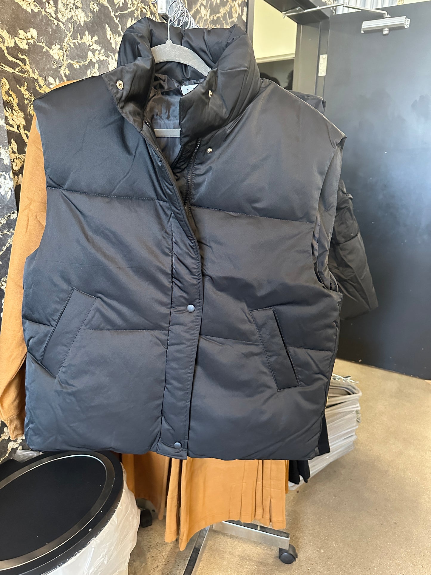 Black Oversized Puffer Vest