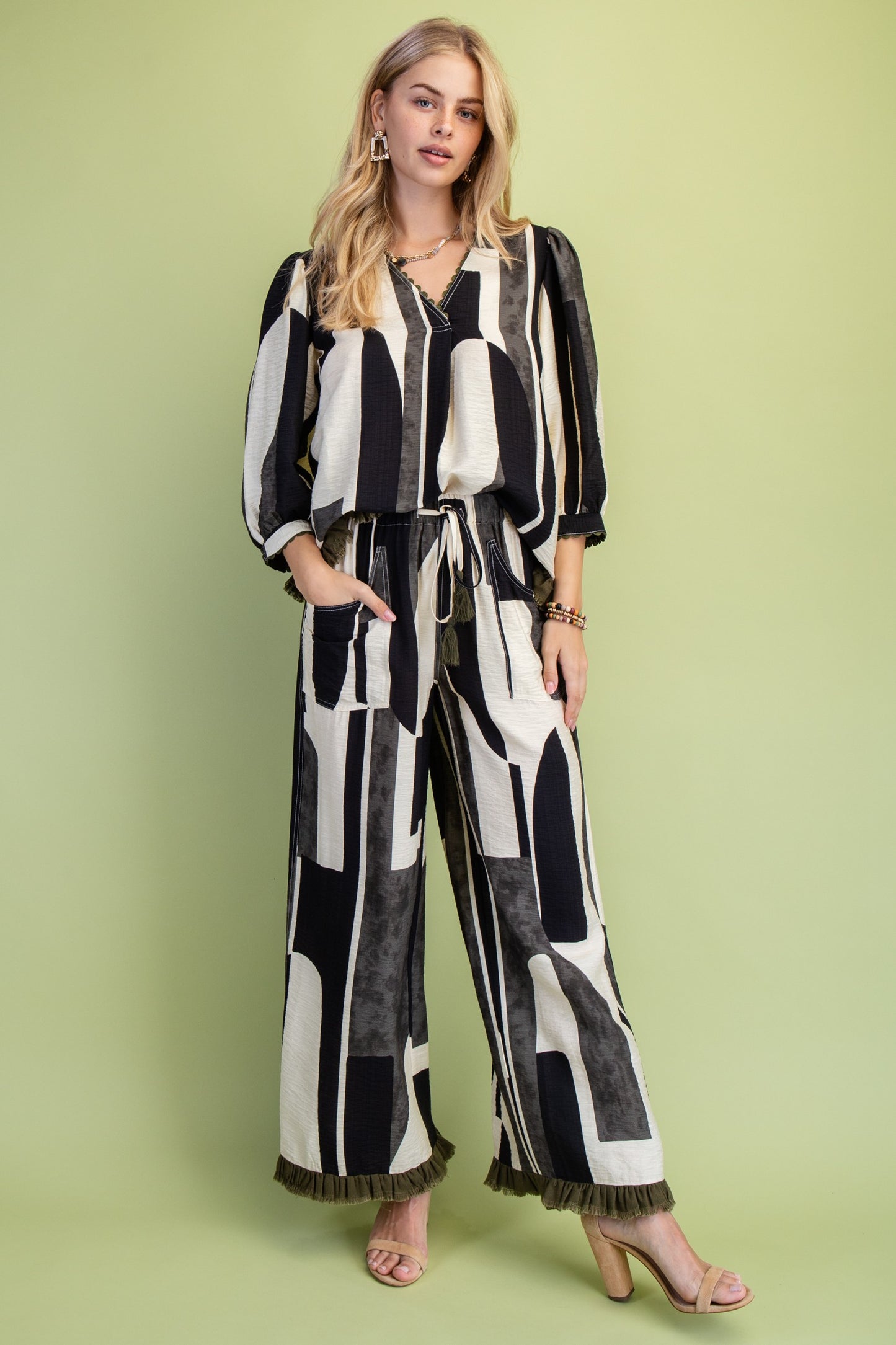 Abstract Print Pants