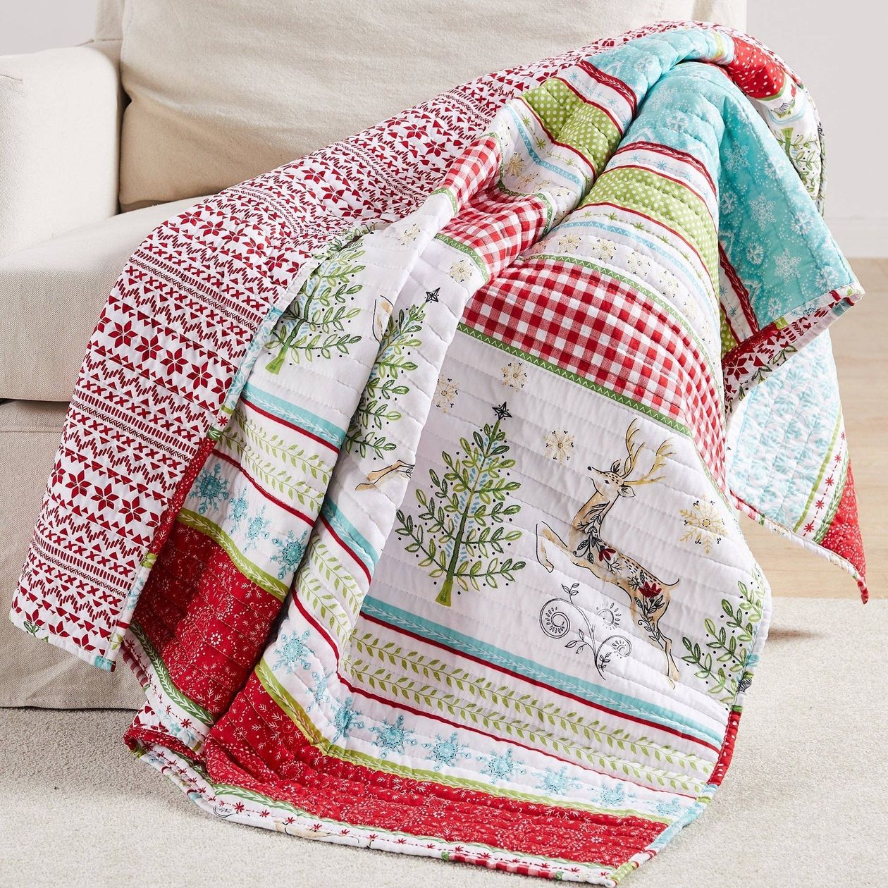 Merry  Bright Quilted Throw