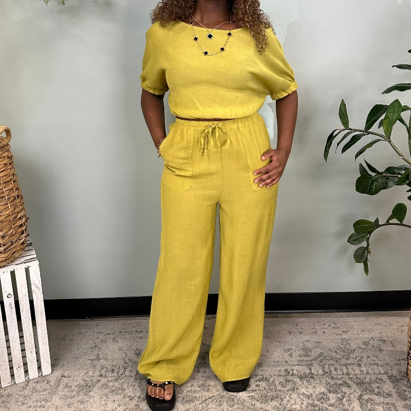 Lemongrass Textured Wide Leg Pant